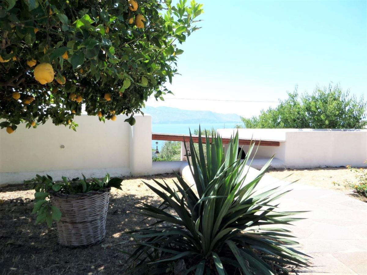 Case Al Mare - Terrazzi Panoramici E Ampio Giardino Santa Marina Salina Exteriér fotografie