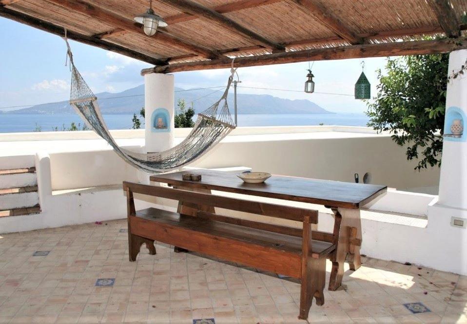 Case Al Mare - Terrazzi Panoramici E Ampio Giardino Santa Marina Salina Exteriér fotografie